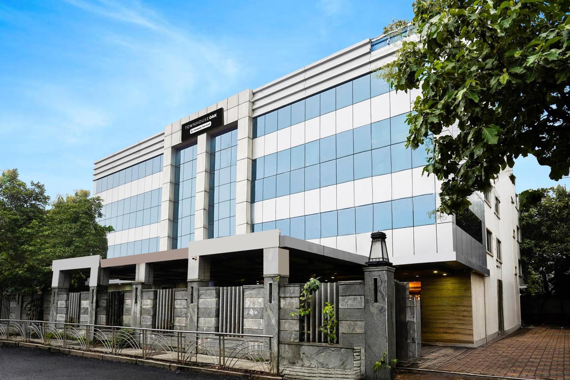 Super Townhouse Oak Alandur Near Chennai Airport Formerly Vijay Park Luaran gambar