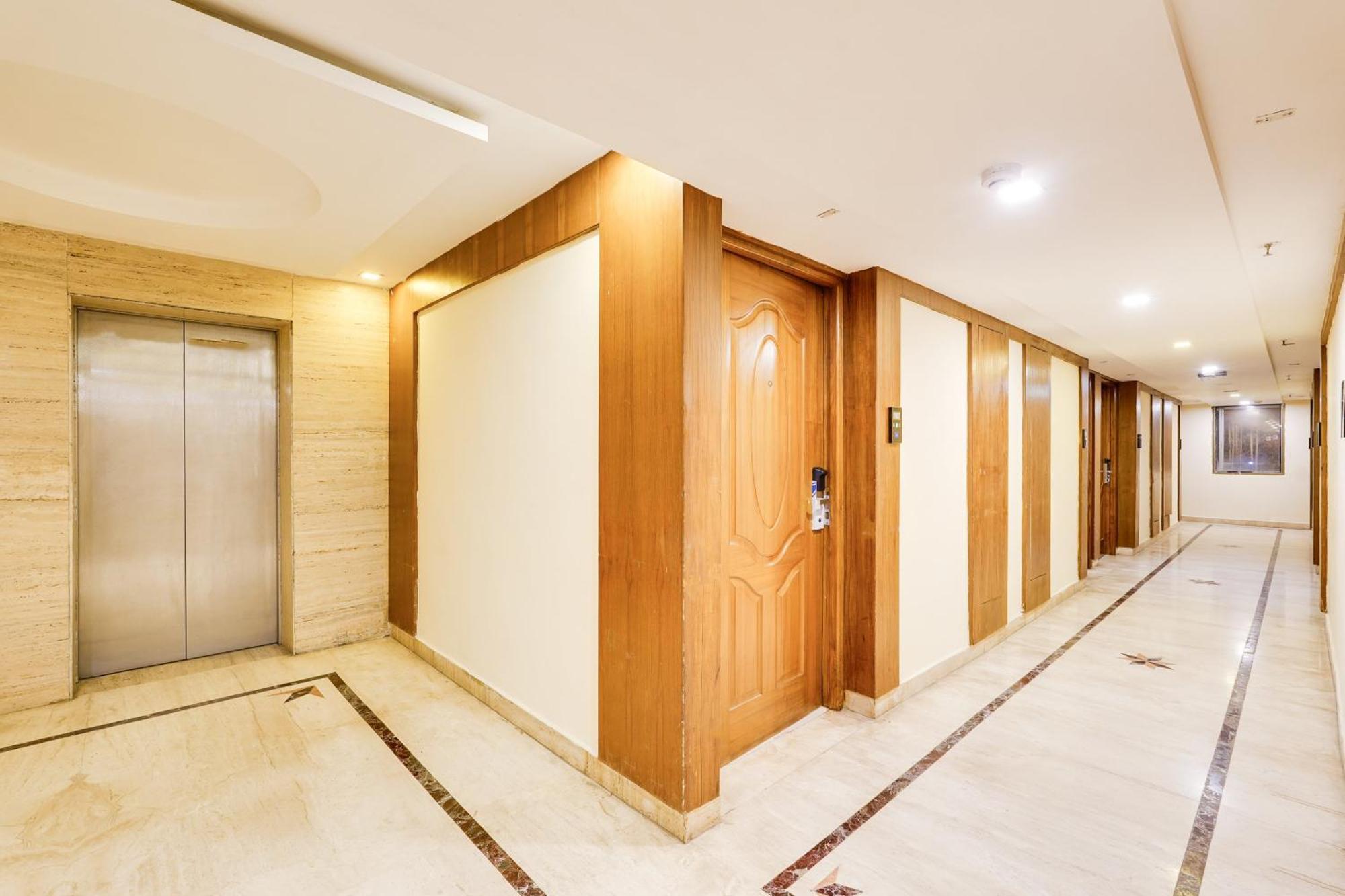 Super Townhouse Oak Alandur Near Chennai Airport Formerly Vijay Park Luaran gambar