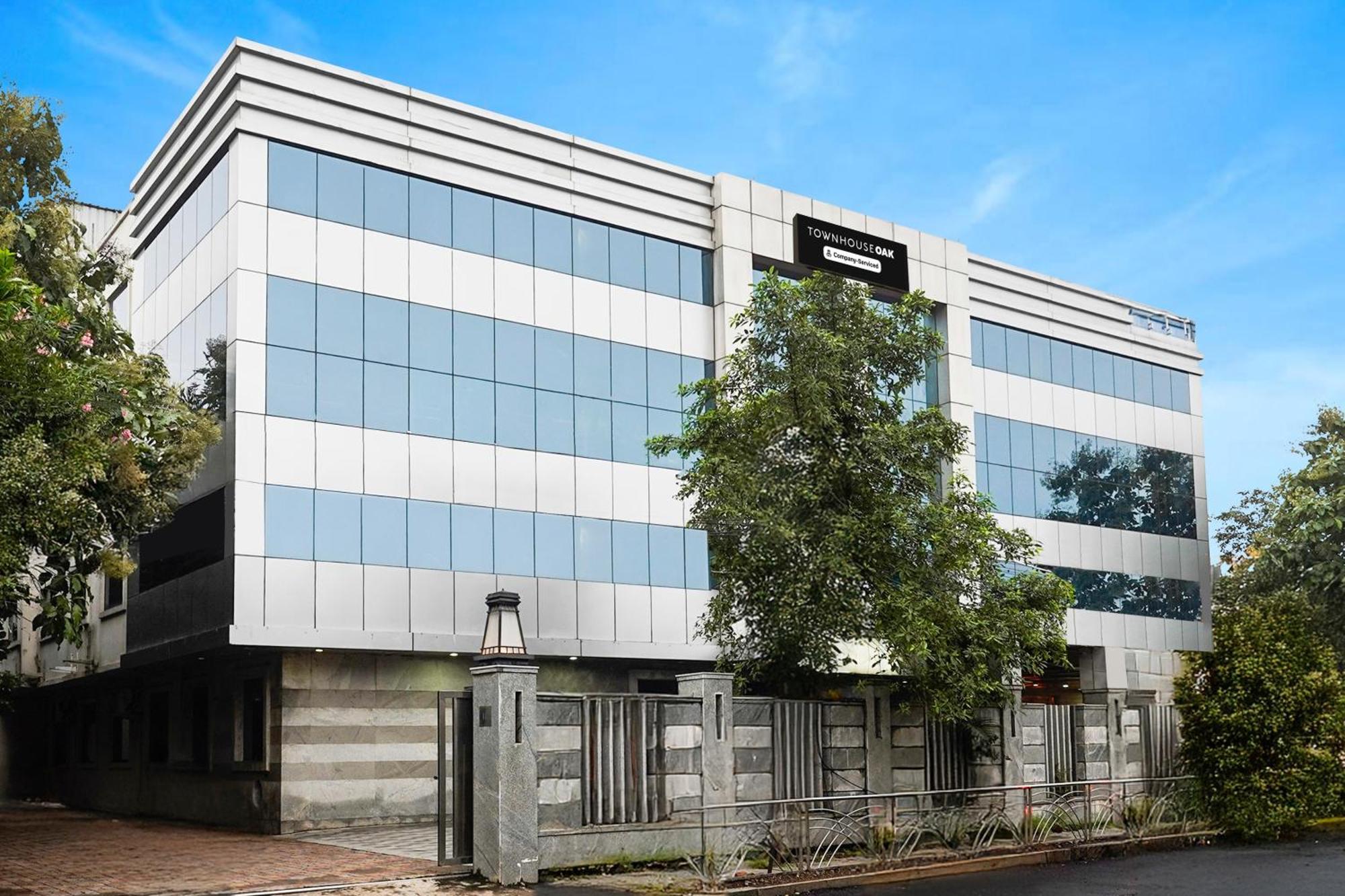 Super Townhouse Oak Alandur Near Chennai Airport Formerly Vijay Park Luaran gambar