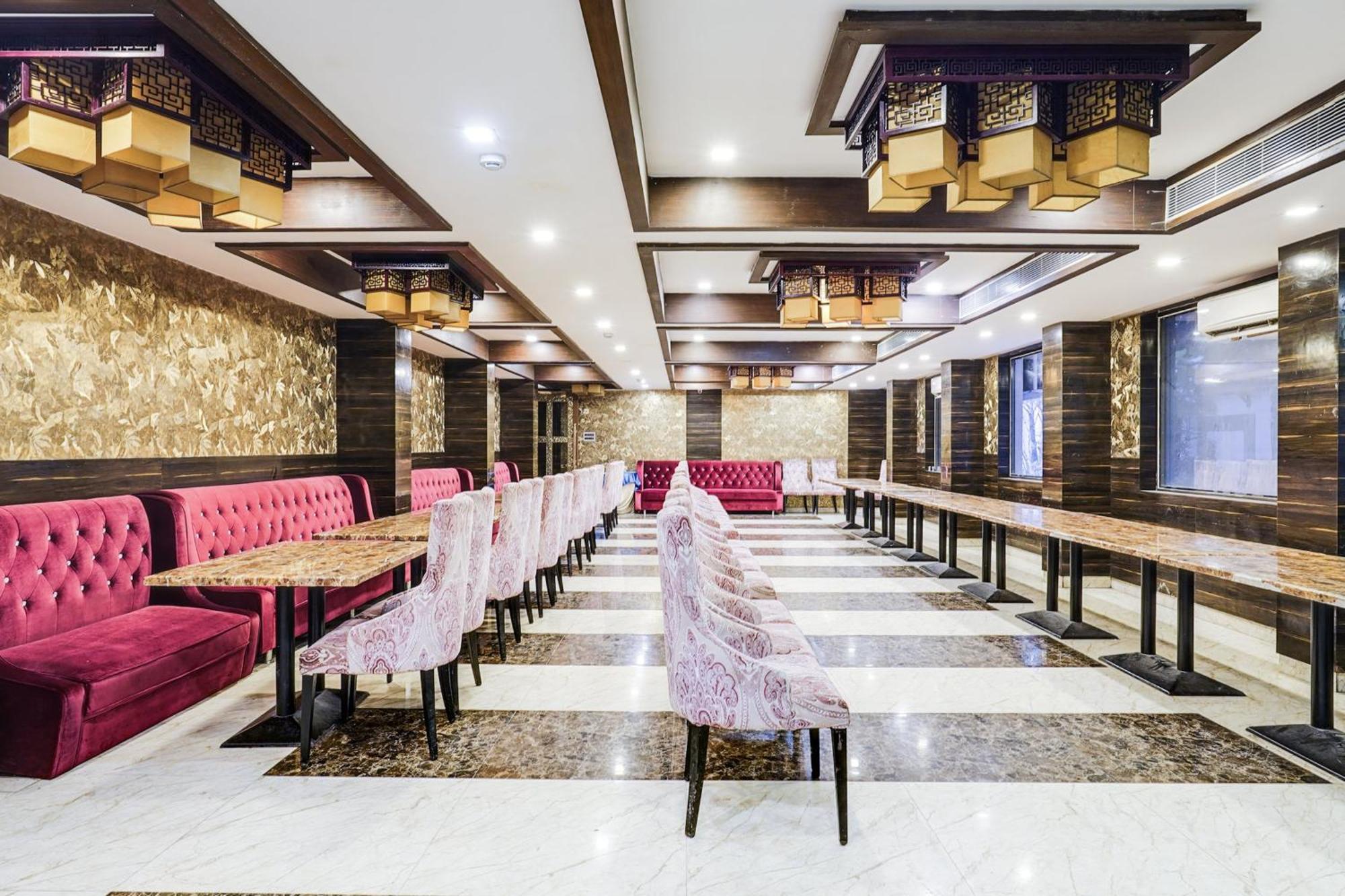 Super Townhouse Oak Alandur Near Chennai Airport Formerly Vijay Park Luaran gambar